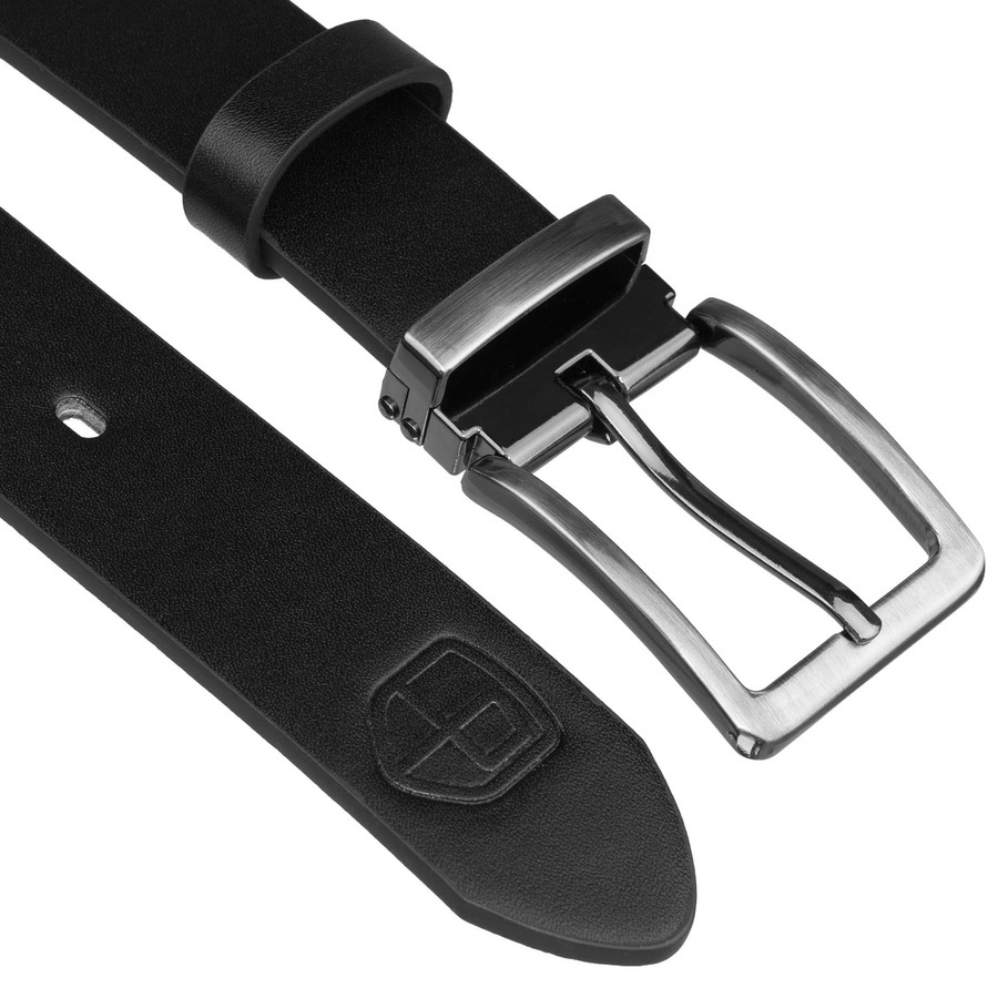 Klamra czarnego paska Peterson STU-04 z bliska