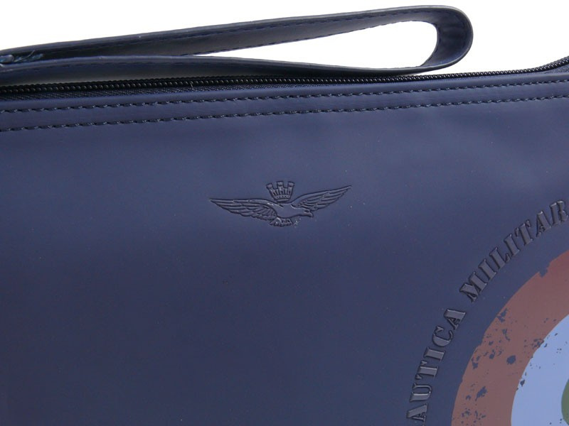 Saszetka z poliestru unisex Aeronautica Militare Runway kosmetyczka niebieska - detal uchwytu