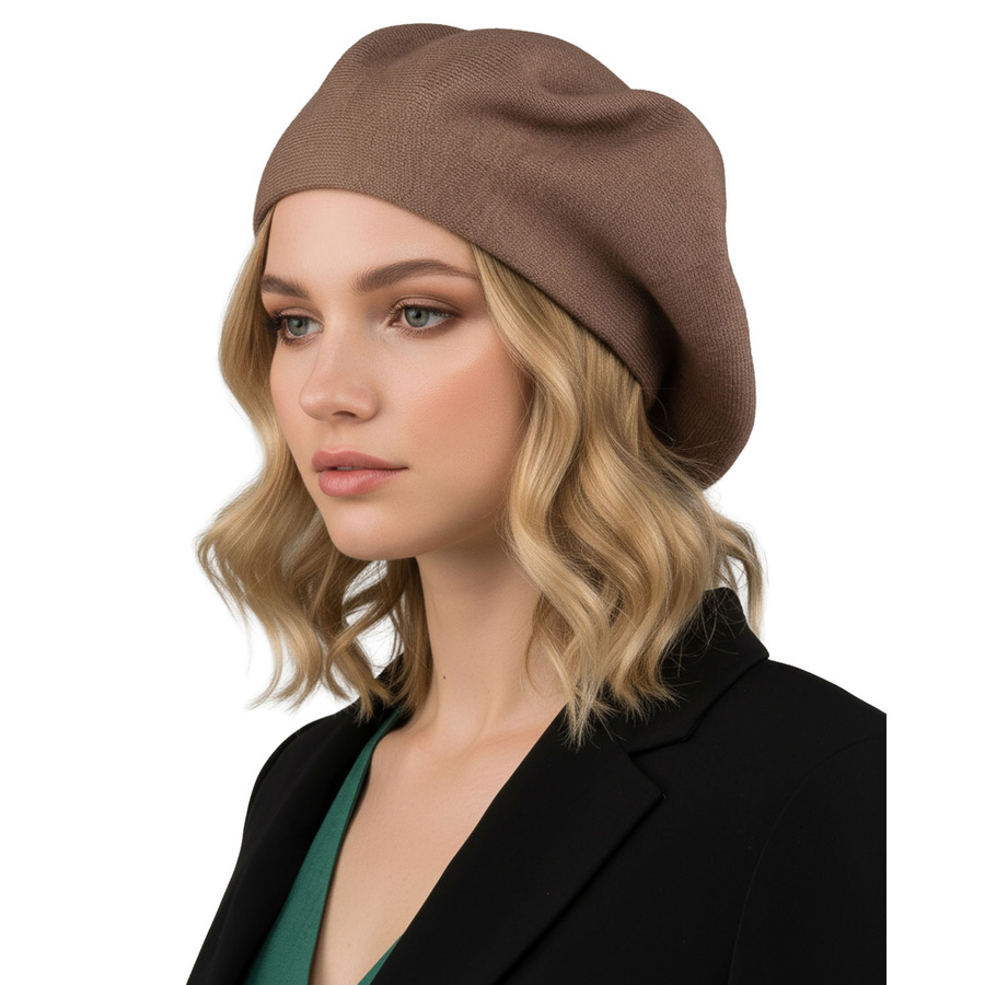 Khaki beret Rovicky BER-A10 na modelce