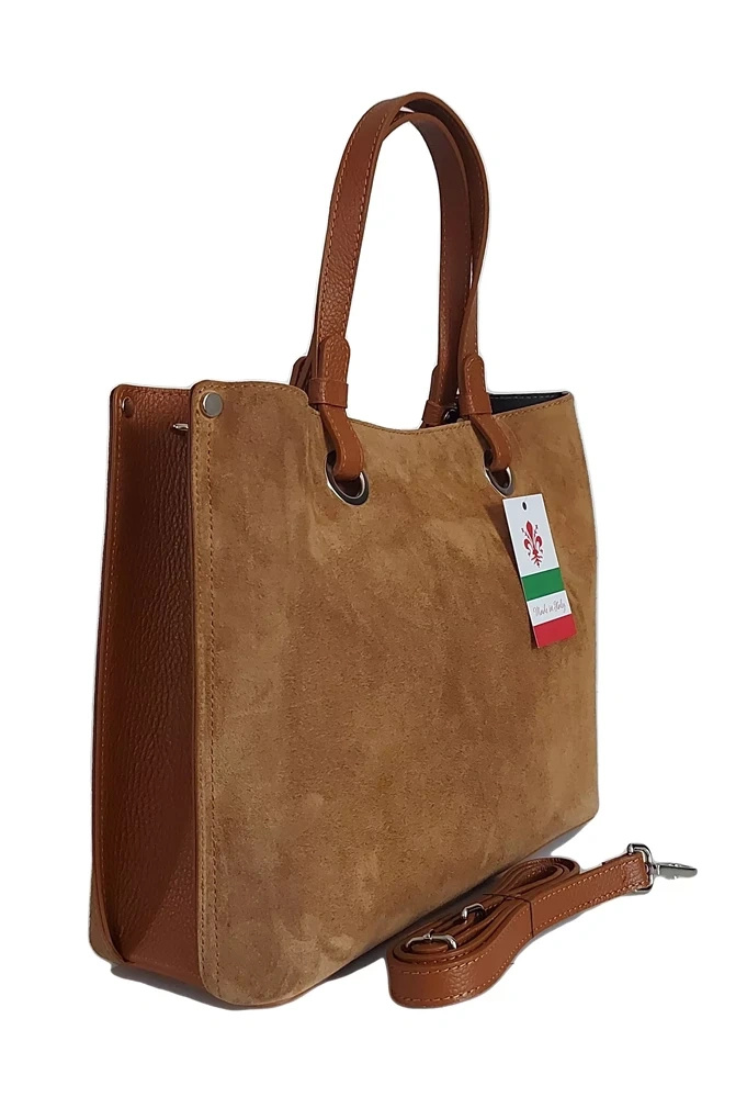 Torebka skórzana zamszowa damska Vera Pelle VOM33C shopper bag A4 camel - zbliżenie na detale zamszu i przeszycia