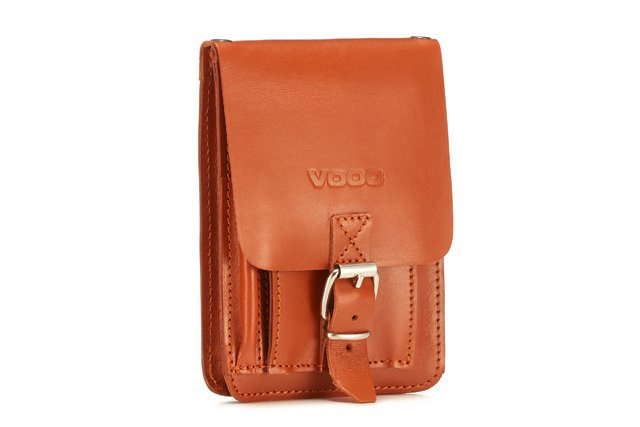 Saszetka skórzana juchtowa unisex VOOC P19 paszportówka na ramię mała brązowa - widok wnętrza i przegród