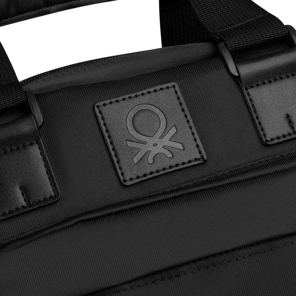 Plecak materiałowy unisex Delsey Benetton Color Block miejski na laptopa czarny - widok ogólny produktu