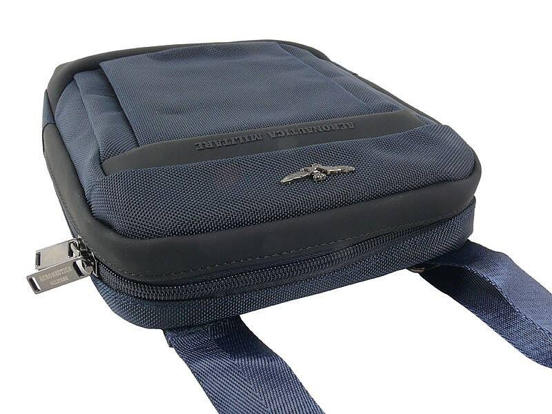 Saszetka męska na ramię torba miejska granatowa - Aeronautica Militare AM-501 BL - detal logo i front