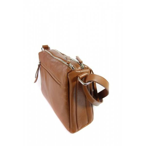 Torebka skórzana damska Florence VP3X1C listonoszka trzykomorowa camel - eleganckie detale i wykończenie