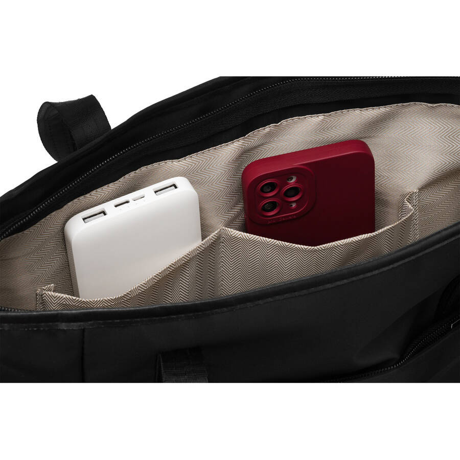 Kieszenie w czarnej torebce Peterson CTY-08