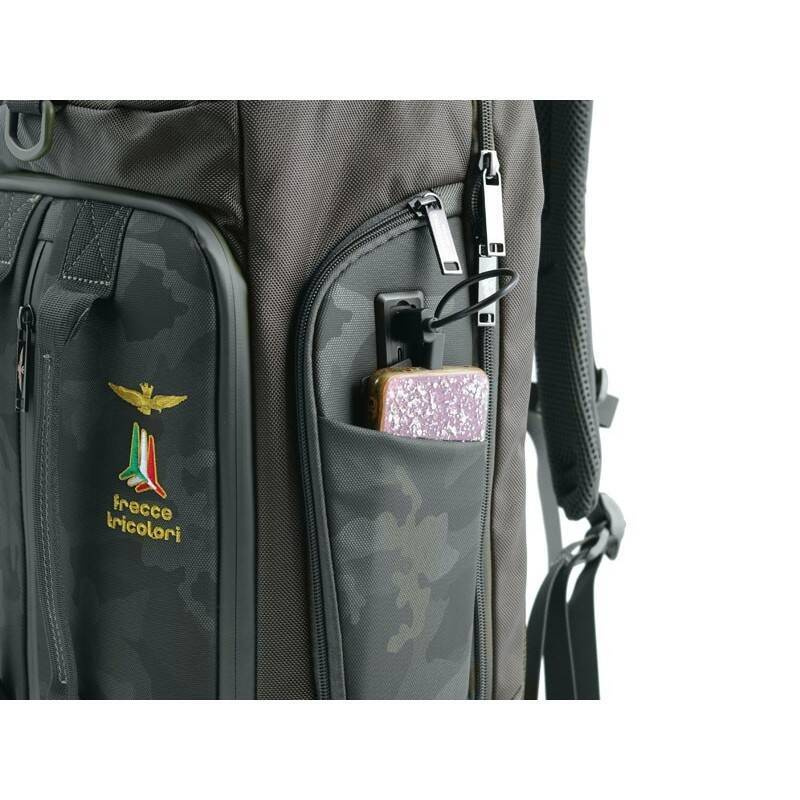 Plecak na laptopa do 15 torba podróżna moro - Aeronautica Militare AM-525 AN - cecha produktu