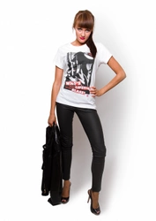 Who's that lipstick on the Glass?