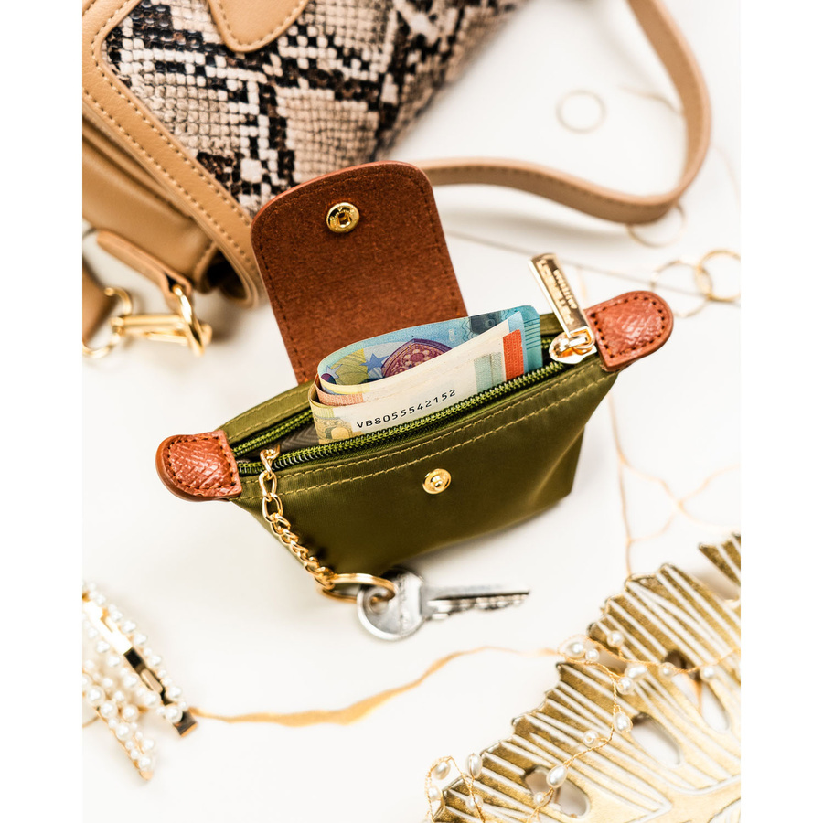 Otwarte khaki etui na klucze Peterson CKY-01 z banknotami