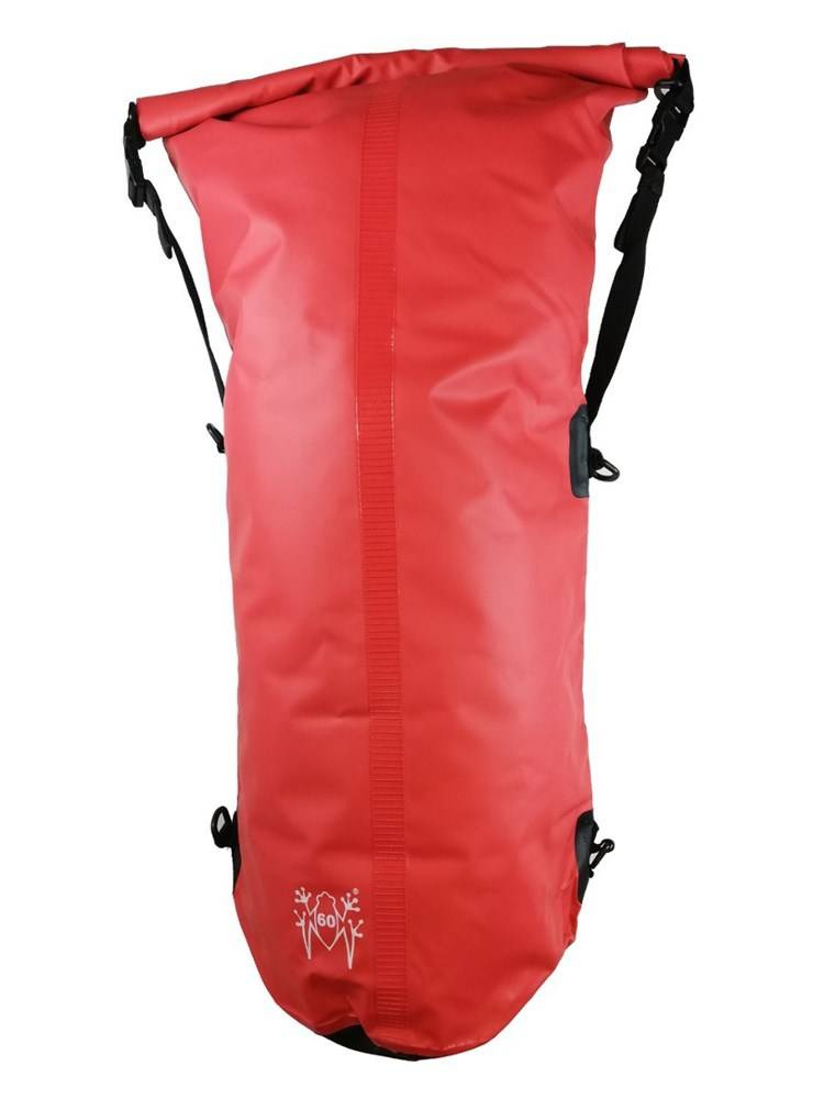 Czerwony worek wodoodporny Amphibious Tube 60L z pionową taśmą, cyfrą 60 w logo i czarnymi paskami po bokach