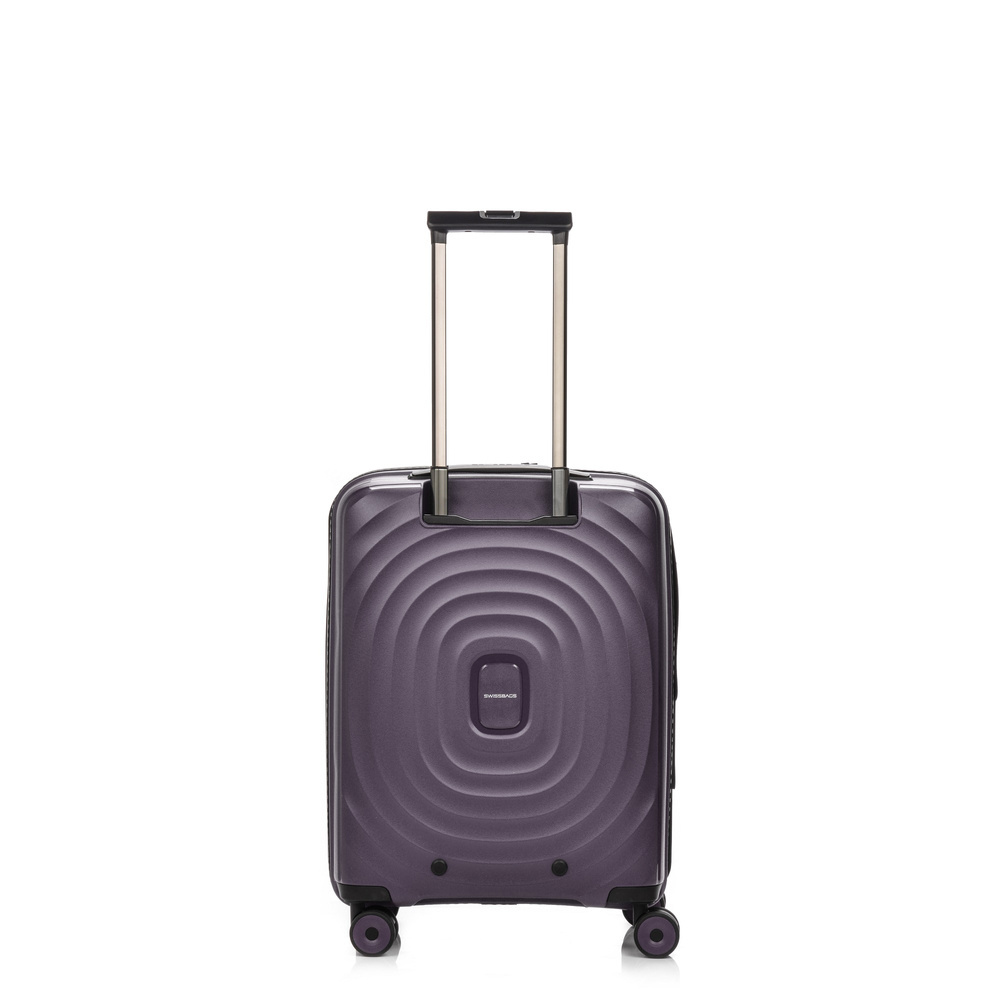 Fioletowa walizka SwissBags Echo 55 od tyłu, z wysuniętym uchwytem teleskopowym i tłoczonym wzorem