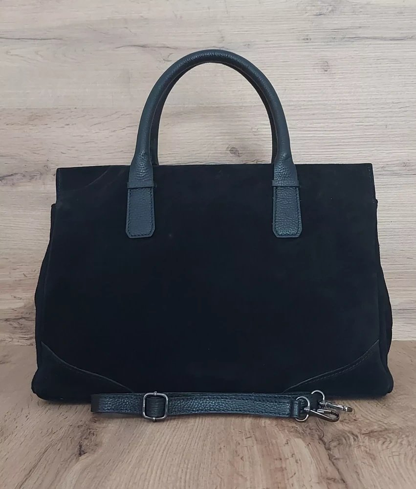 Torba skórzana zamszowa damska Vera Pelle WKXL85N kuferek pojemny A4 czarna - cecha produktu