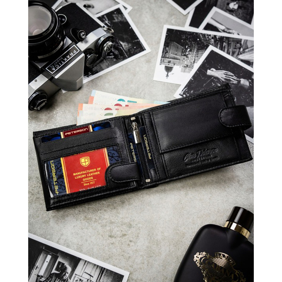Otwarty czarny portfel z zestawu Peterson N992L-D20