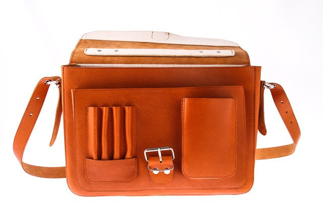 Teczka skórzana jucht unisex VOOC P13 aktówka z funkcją plecaka A4 brązowa - funkcja plecaka i ergonomia
