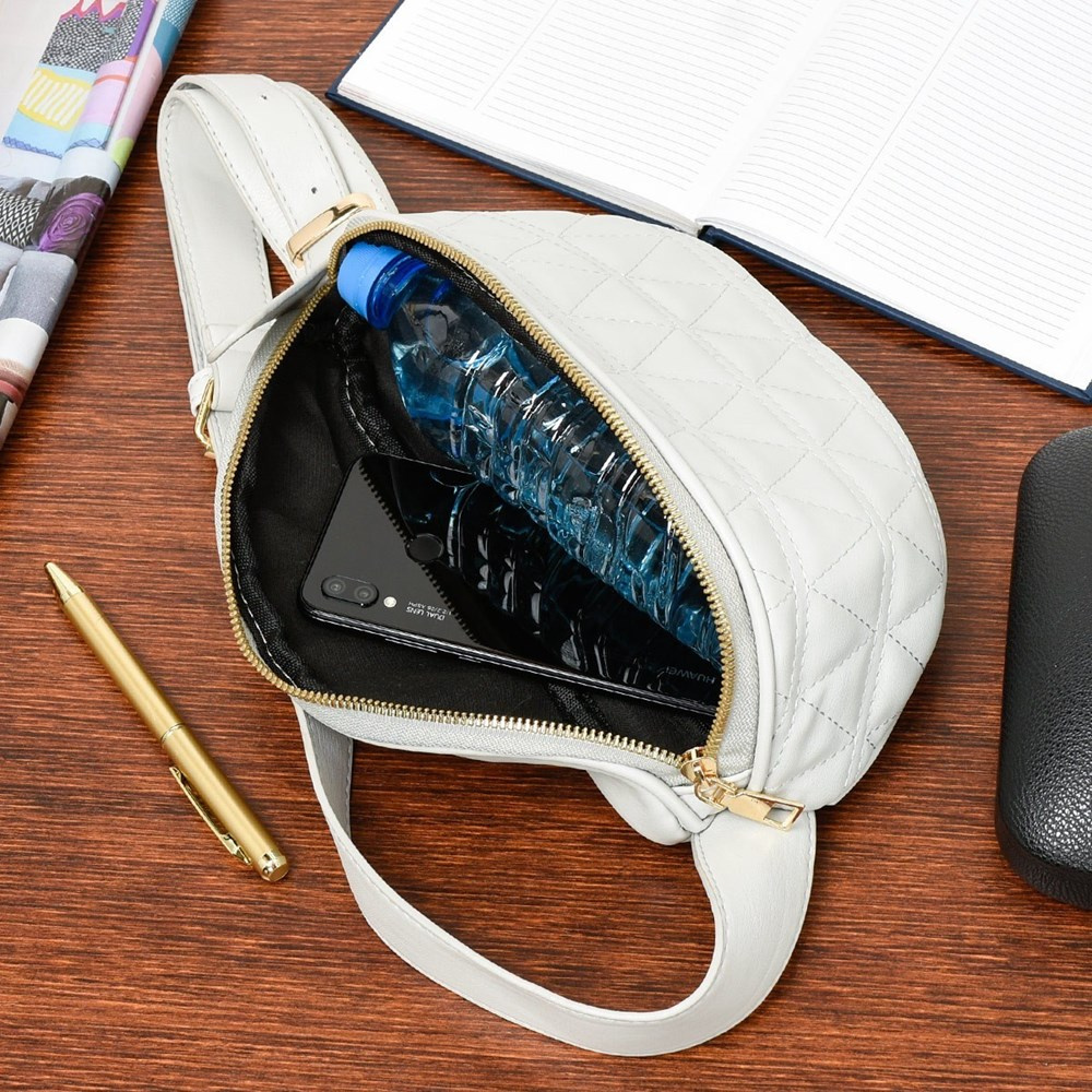 Szara nerka damska Versoli I07, otwarta na stole, w środku butelka wody i telefon