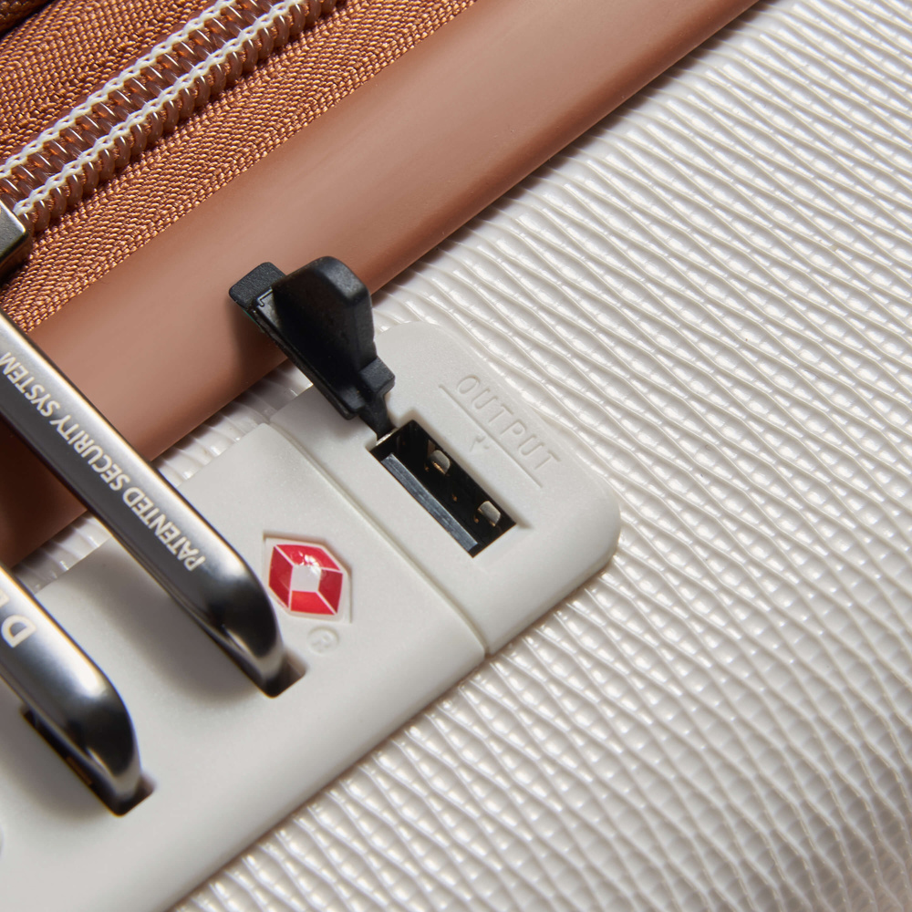 Walizka kabinowa z poliestru unisex Delsey Chatelet Air 2.0 na 4 kółkach biało-beżowa - cecha produktu
