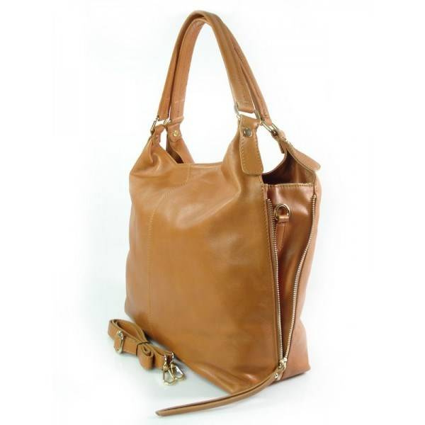 Torebka skórzana damska Vera Pelle W678C worek shopper A4 camel - widok wnętrza i organizacja przestrzeni