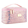 różowy