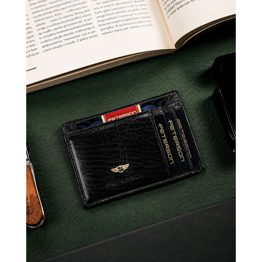 Etui z naturalnej skóry unisex Peterson CC-224 na karty i dokumenty małe czarne - widok wnętrza z kieszeniami na karty