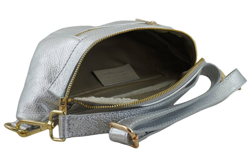 Torebka ze skóry naturalnej damska Barberini's 935-16 nerka crossbody srebrna - cecha produktu
