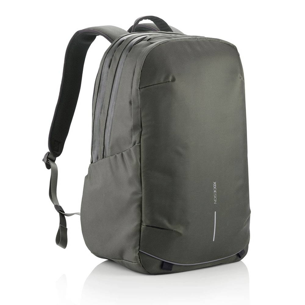 Oliwkowy plecak XD Design Bobby Explore pod kątem, z logo marki z przodu i uchwytem u góry