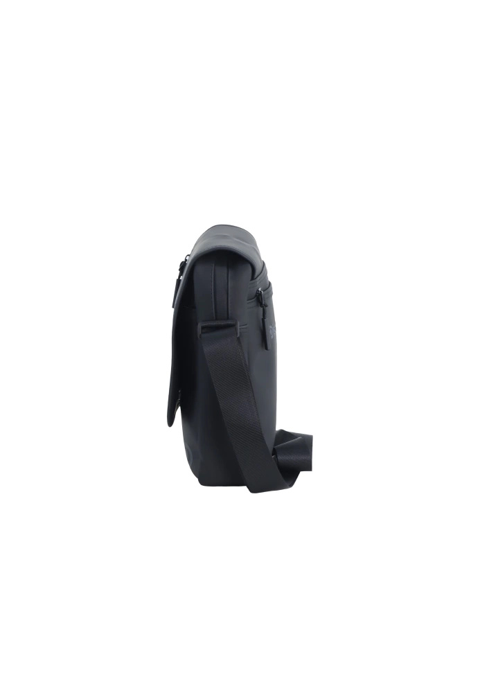 Torba z materiału unisex Discovery REEF 1302 listonoszka czarna - cecha produktu