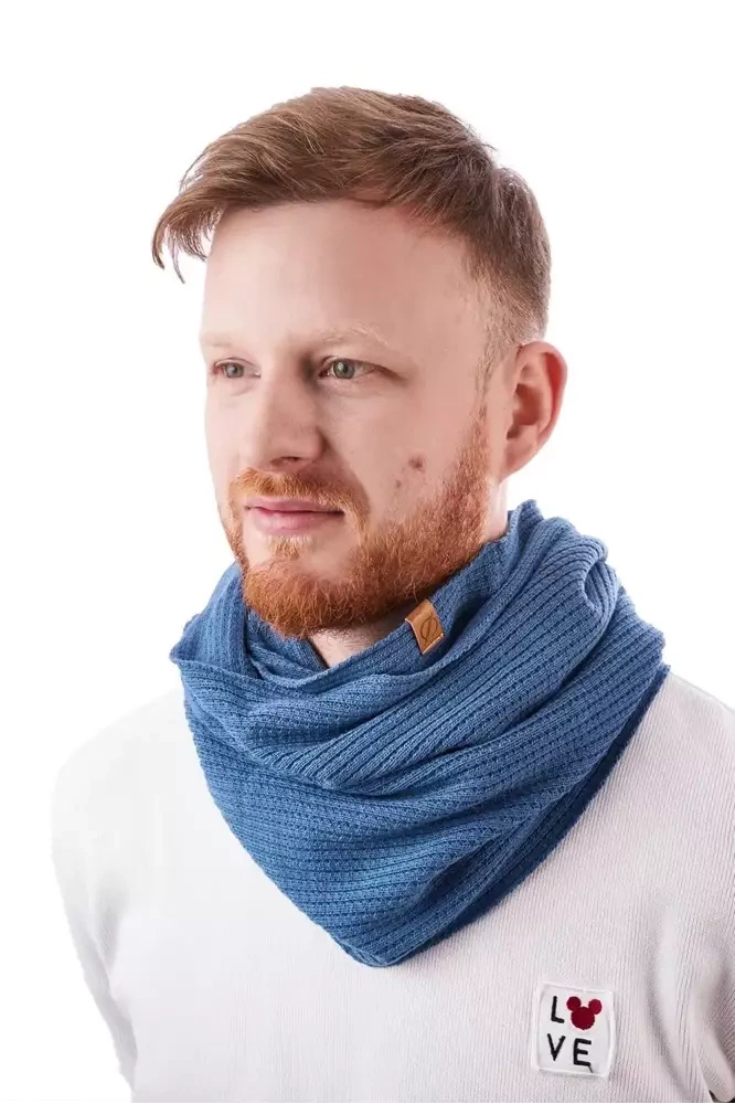 Komin męski Brodrene 102 niebieski - niebieski komin na szyi modela