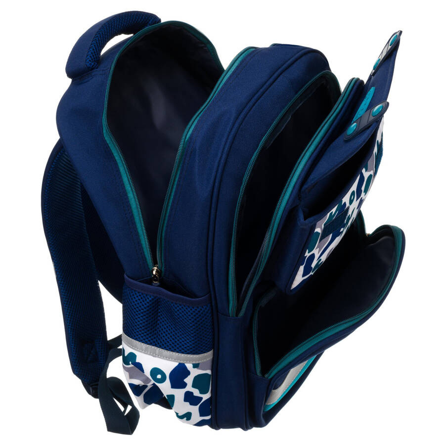 Otwarte komory granatowego plecaka Peterson PS2