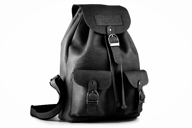 Plecak skórzany unisex ze skóry naturalnej VOOC TC13 miejski retro czarny - cecha produktu