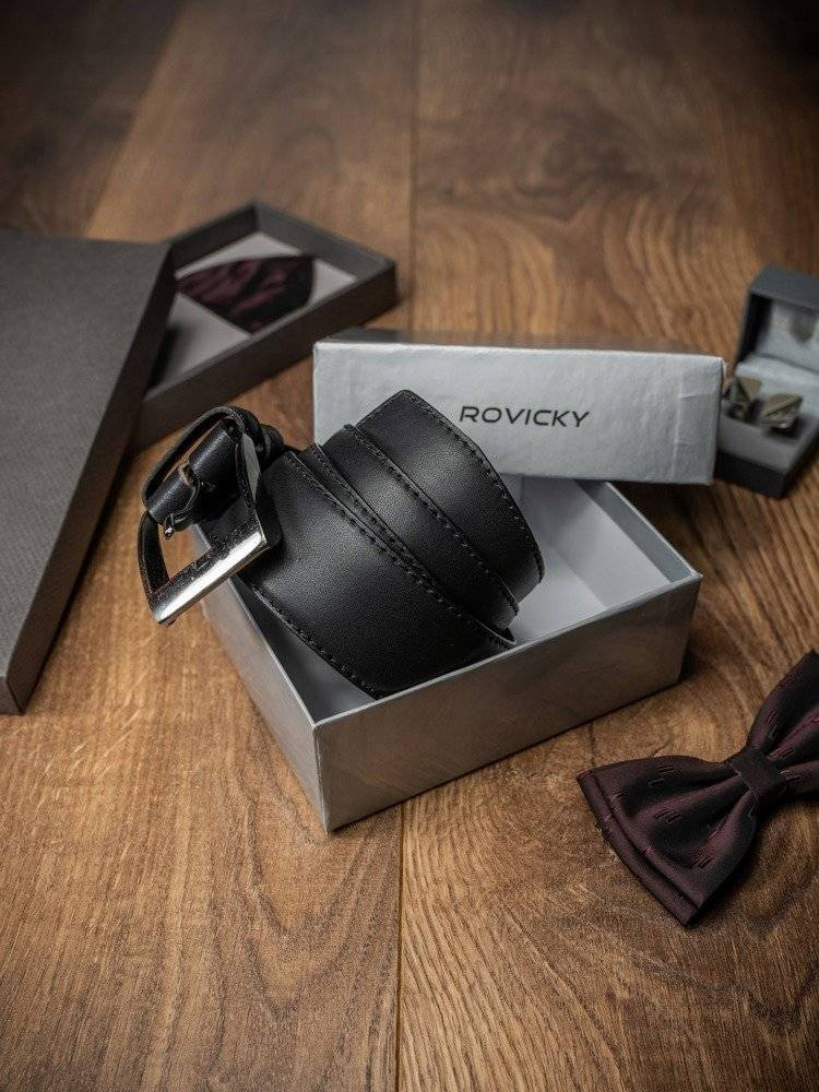 Czarny pasek Rovicky BOM-01-TX obok firmowego pudełka