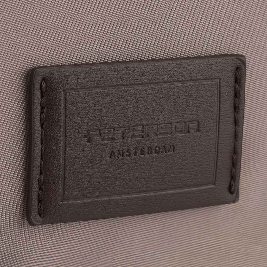 Torebka z poliestru damska Peterson JK6-04 listonoszka crossbody średnia ciemnobeżowa - regulowany pasek crossbody